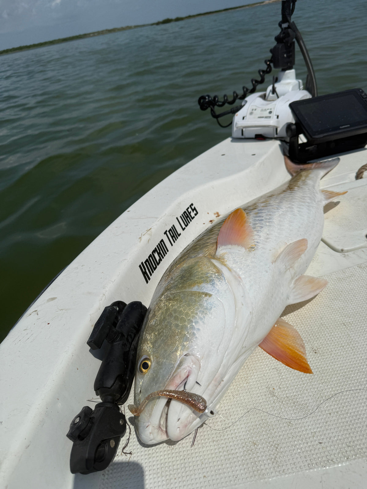 4" Heavy Metal With Built-In Tail Rattle